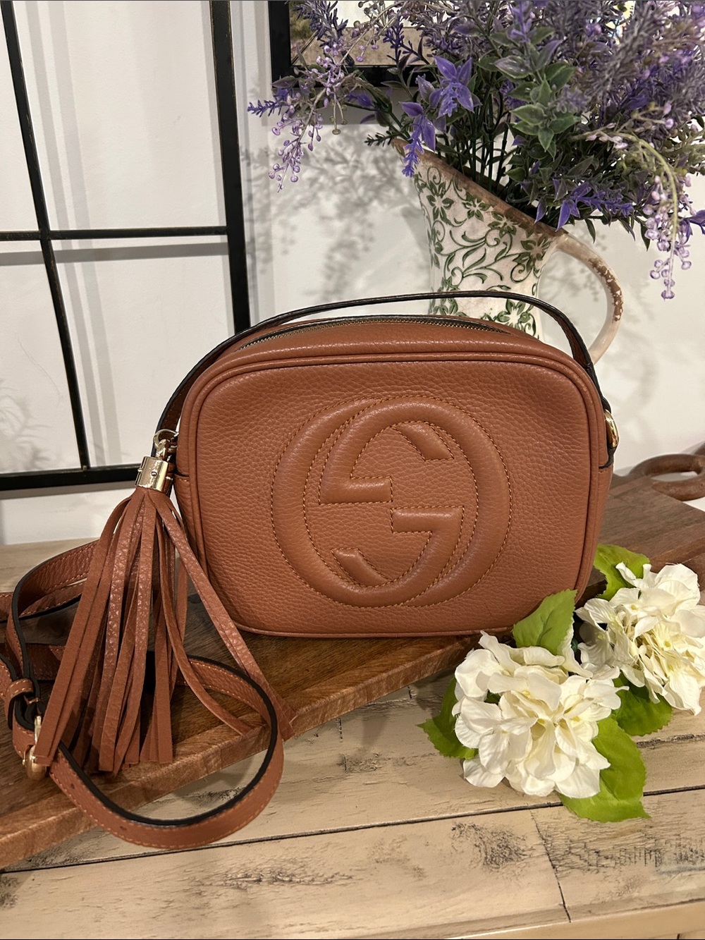 Gucci Tan Pebbled Leather Soho Disco Crossbody with Tassel